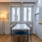 Apartamento Sítio Do Castelo In By Lovelystay *
