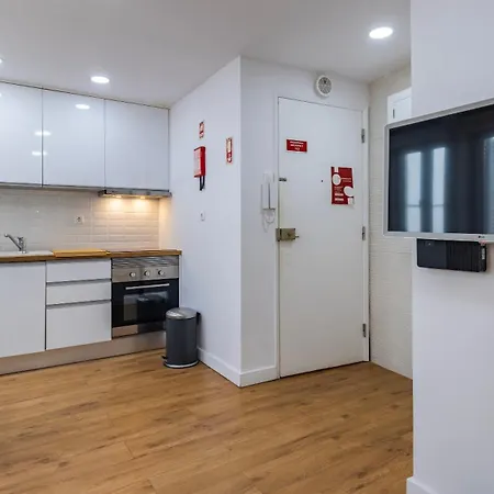 Sitio Do Castelo Beach In Cascais By Lovelystay *