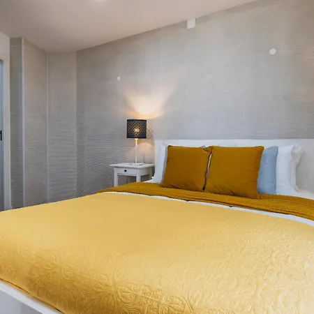 Sitio Do Castelo Beach In Cascais By Lovelystay