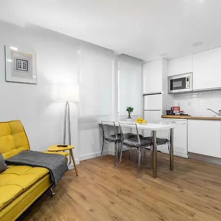Sitio Castelo In Apartment Cascais