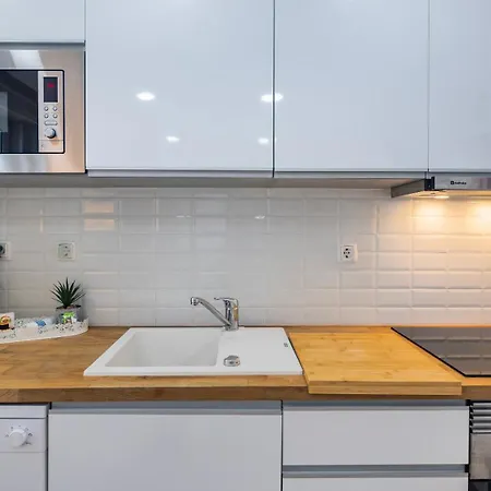 Apartamento Sítio Do Castelo In By Lovelystay
